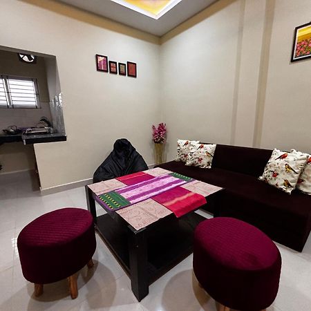The Gulmohar Inn Guwahati Ngoại thất bức ảnh