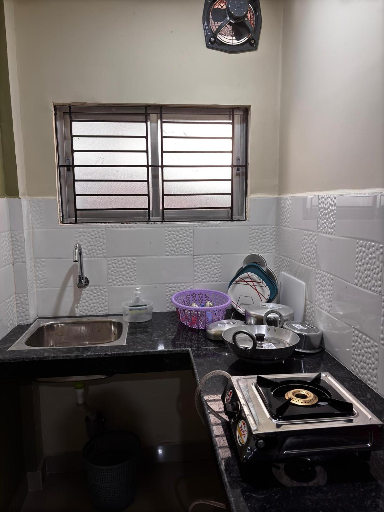 The Gulmohar Inn Guwahati Ngoại thất bức ảnh